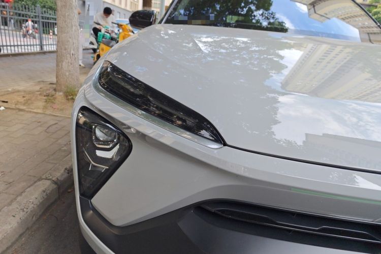 Used Nio ES6 2022 75 kWh Sport Edition Right Front Headlight