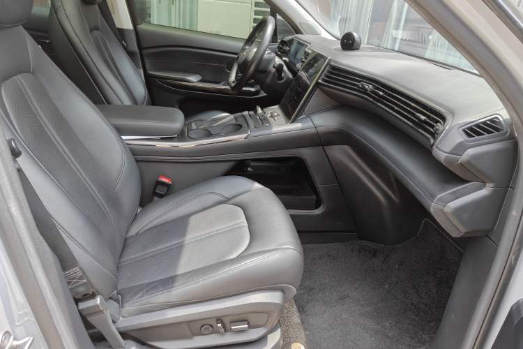 Used Nio ES6 2022 75 kWh Sport Edition Right Front Seat