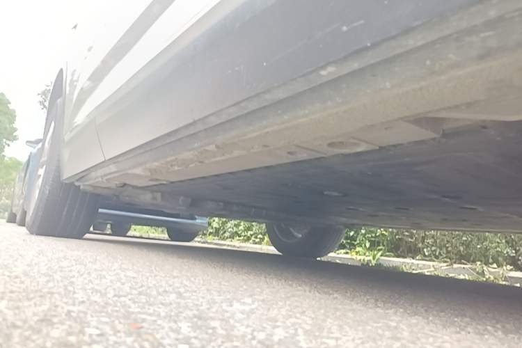 Used Nio ES6 2022 100kWh Sport Edition Right Side Sill