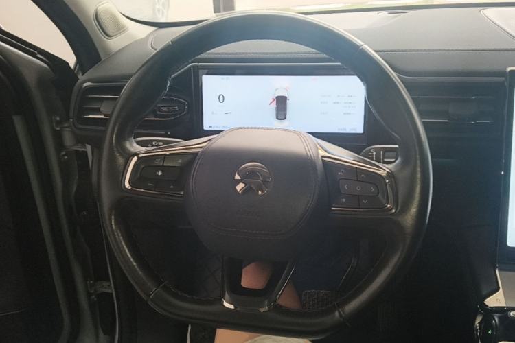 Used Nio ES6 2022 75 kWh Sport Edition Steering Wheel