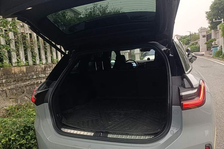 Used Nio ES6 2022 100kWh Sport Edition Trunk