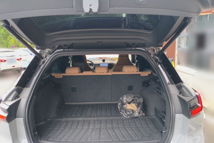 Used Nio ES6 2022 75 kWh Performance Version Trunk