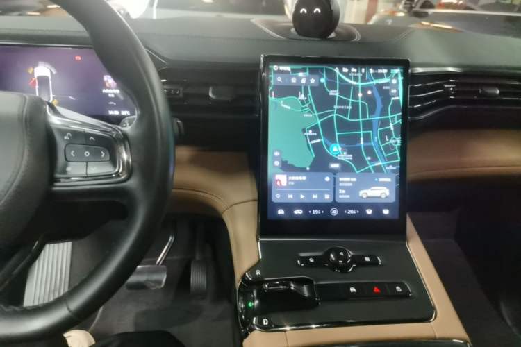 Used Nio ES6 2022 75 kWh Sport Edition Audio And AC Panel