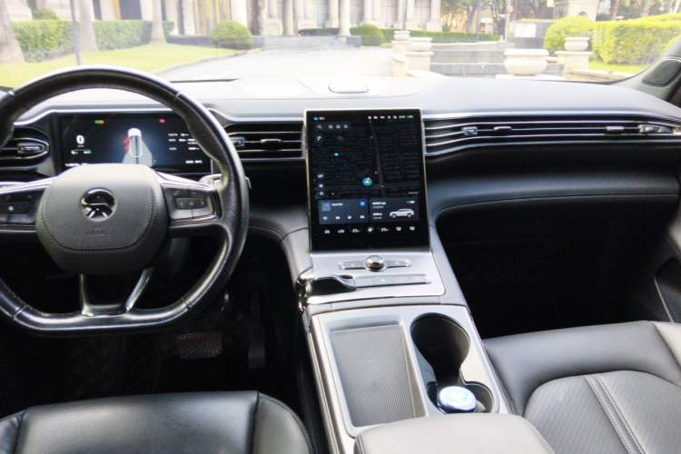 Used Nio ES6 2022 75 kWh Sport Edition Center Console