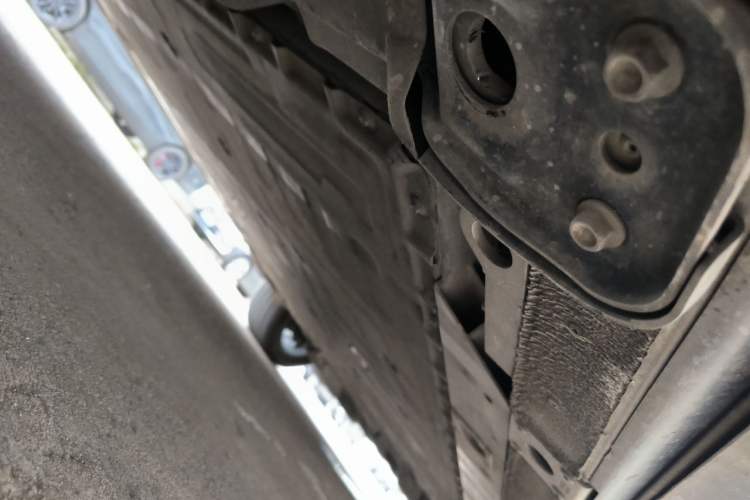 Used Nio ES6 2022 100kWh Signature Edition Chassis Rear Right
