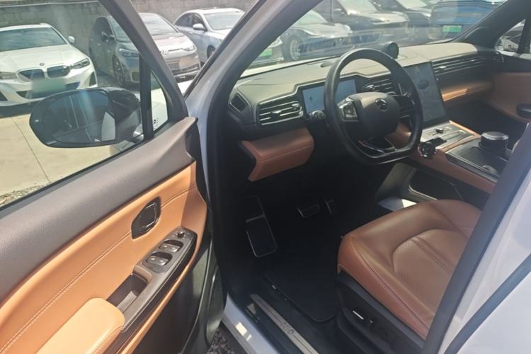 Used Nio ES6 2022 75 kWh Sport Edition Driver Seat