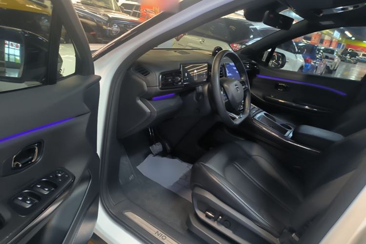 Used Nio ES6 2022 75 kWh Sport Edition Driver Seat