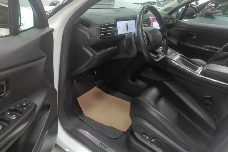 Used Nio ES6 2022 75 kWh Sport Edition Driver Seat