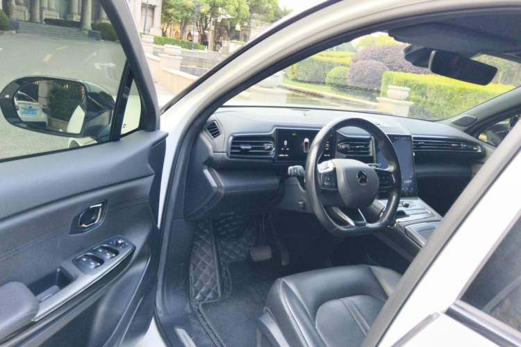 Used Nio ES6 2022 75 kWh Sport Edition Driver Seat