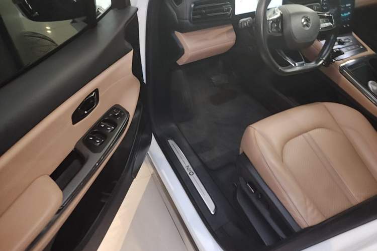 Used Nio ES6 2022 75 kWh Sport Edition Driver Seat