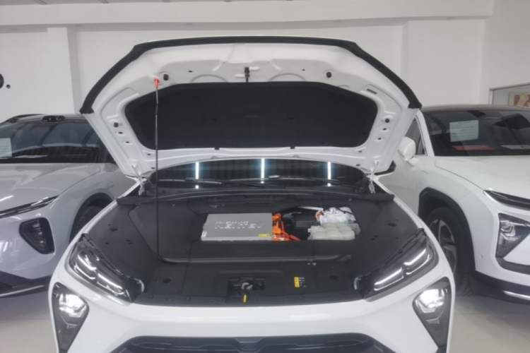 Used Nio ES6 2022 75 kWh Performance Version Engine Bay