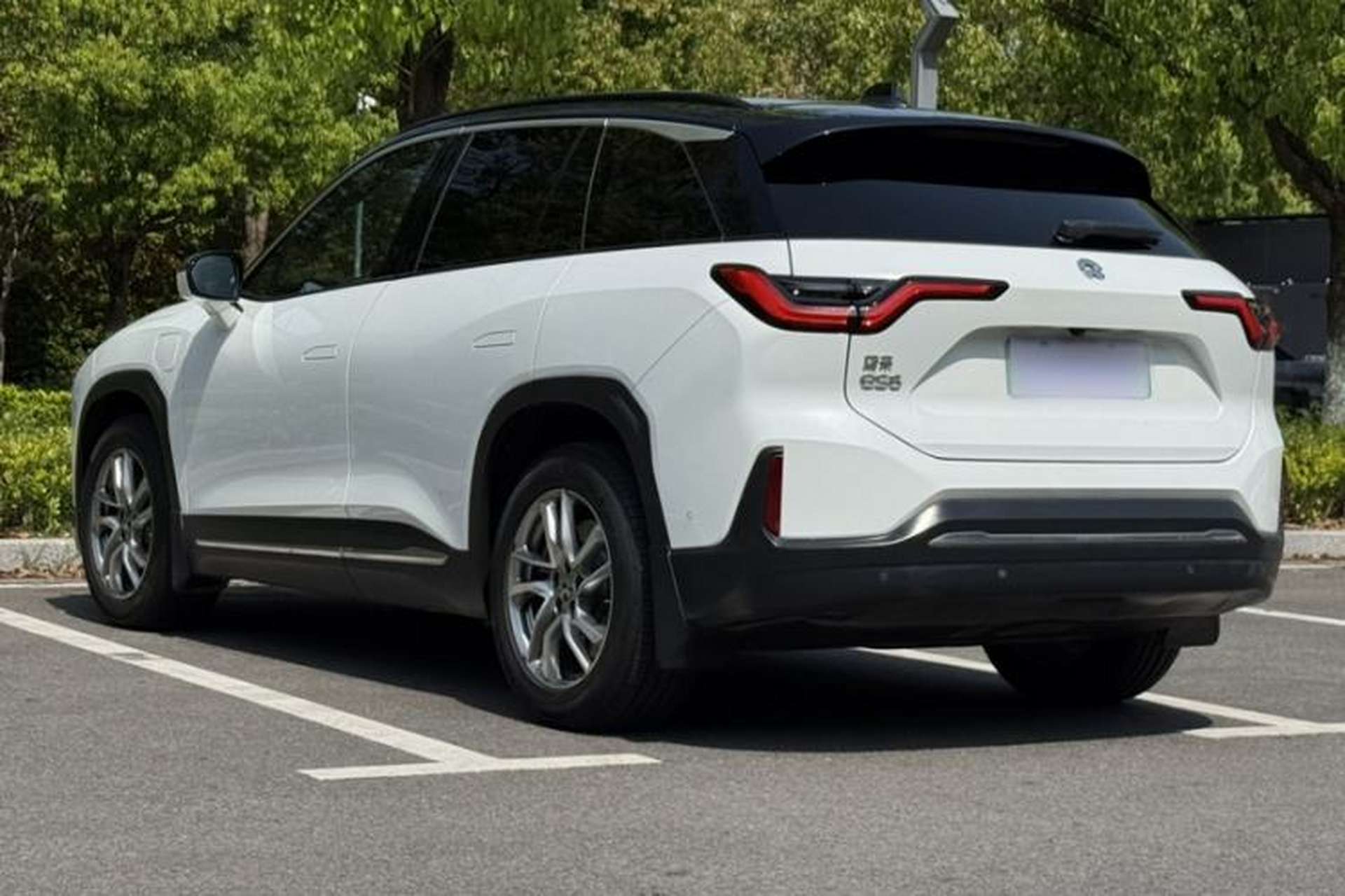 Used Nio ES6 2022 75 kWh Sport Edition Exterior 5