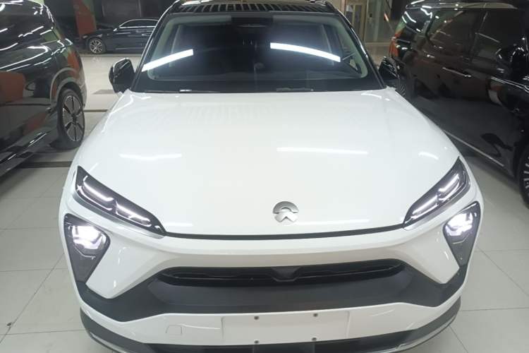 Used Nio ES6 2022 75 kWh Sport Edition Front