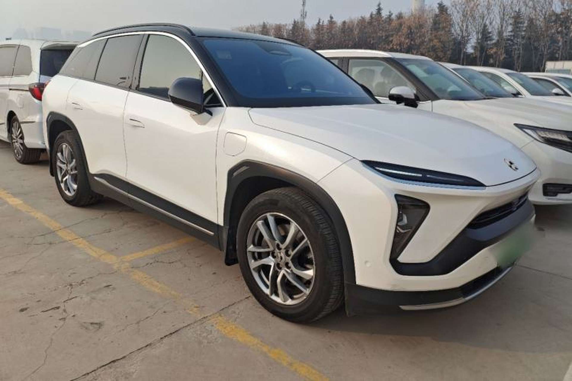 Used Nio ES6 2022 100kWh Sport Edition Front Right 45 Deg