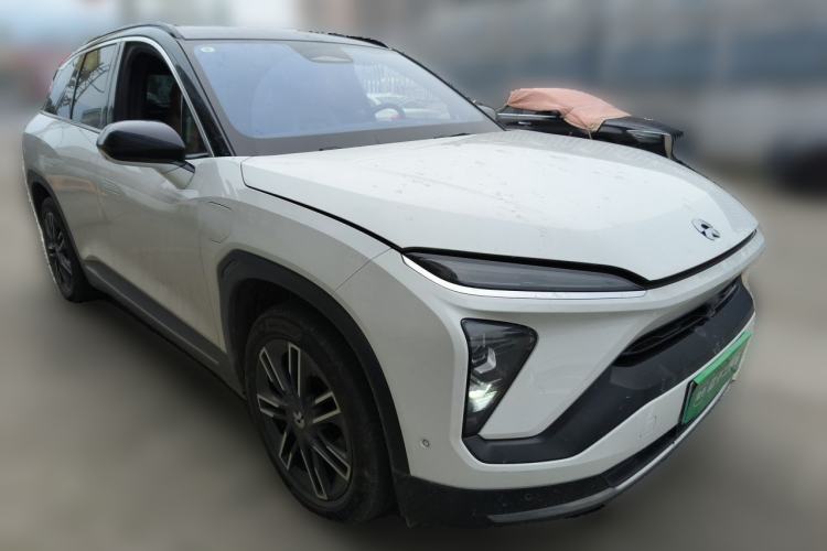 Used Nio ES6 2022 100kWh Signature Edition Front Right 45 Deg