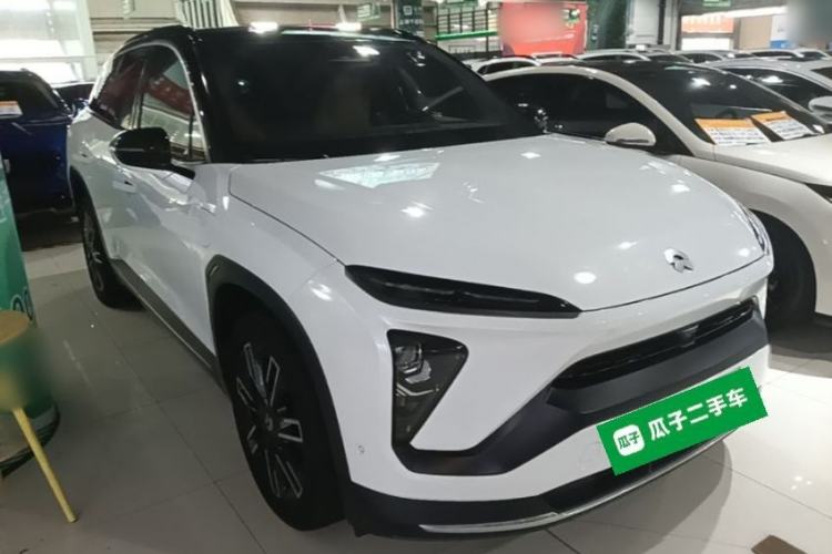 Used Nio ES6 2022 75 kWh Sport Edition Front Right 45 Deg