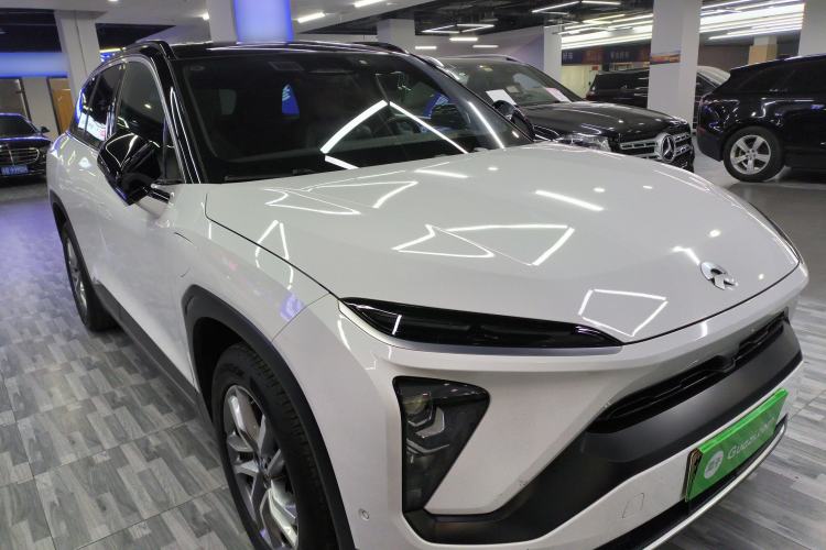 Used Nio ES6 2022 100kWh Sport Edition Front Right 45 Deg