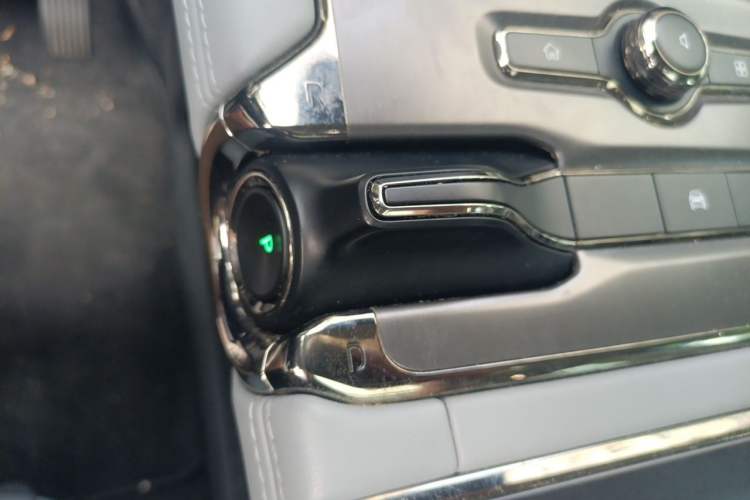 Used Nio ES6 2022 75 kWh Sport Edition Gear Lever