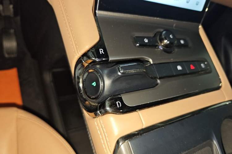 Used Nio ES6 2022 75 kWh Sport Edition Gear Lever