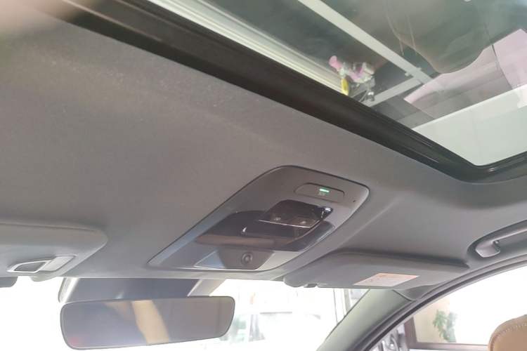 Used Nio ES6 2022 100kWh Sport Edition Headliner