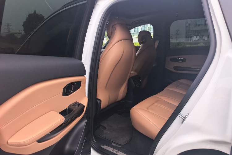 Used Nio ES6 2022 75 kWh Sport Edition Interior 2