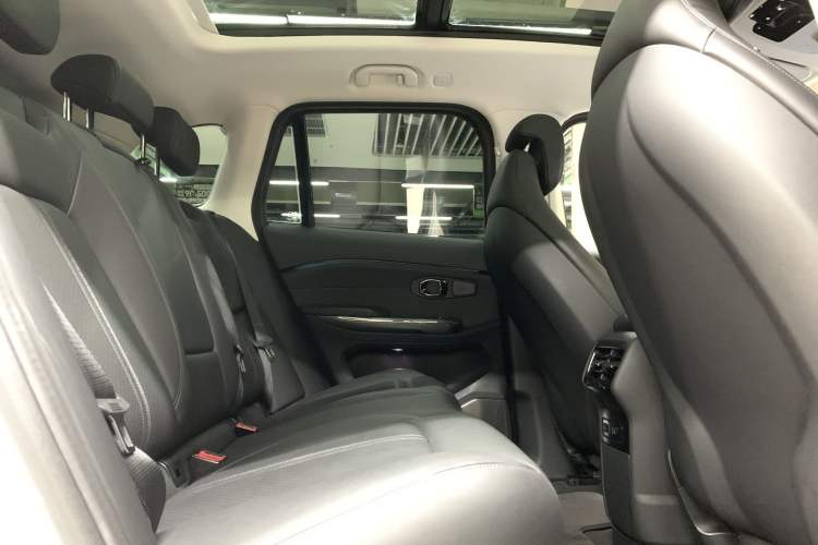 Used Nio ES6 2022 75 kWh Sport Edition Interior 6