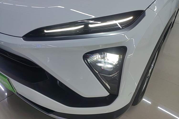 Used Nio ES6 2022 75 kWh Sport Edition Left Front Headlight