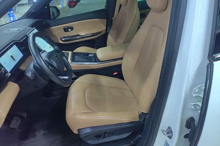 Used Nio ES6 2022 75 kWh Sport Edition Left Front Seat