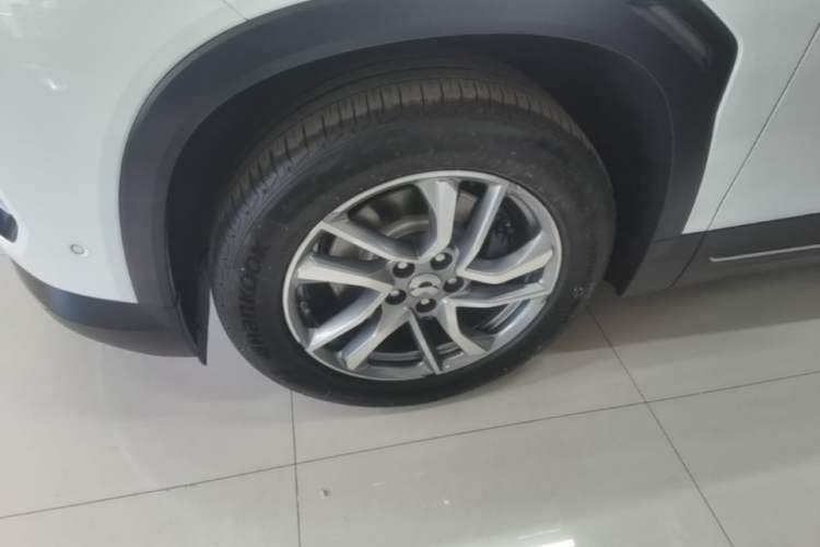 Used Nio ES6 2022 75 kWh Performance Version Left Front Wheel Hub
