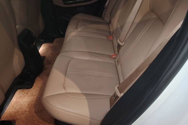 Used Nio ES6 2022 75 kWh Sport Edition Left Rear Seat