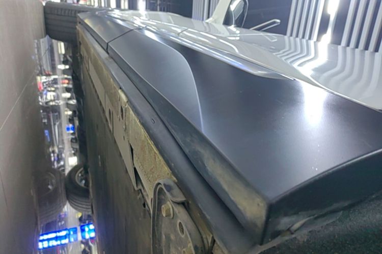 Used Nio ES6 2022 75 kWh Sport Edition Left Side Sill