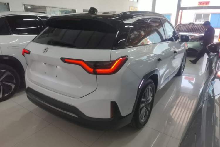 Used Nio ES6 2022 75 kWh Performance Version Rear Right 45 Deg