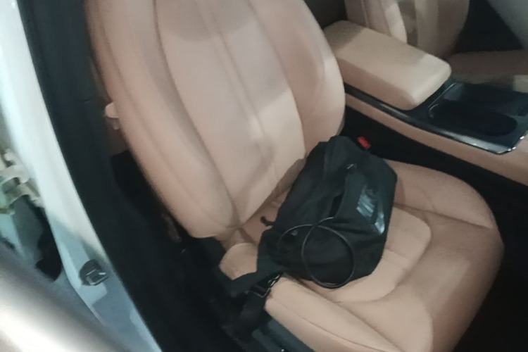 Used Nio ES6 2022 75 kWh Sport Edition Right Front Seat