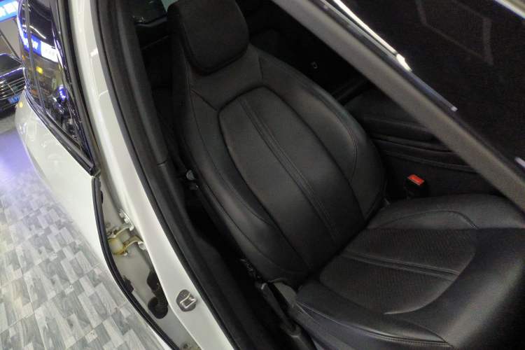 Used Nio ES6 2022 100kWh Sport Edition Right Front Seat