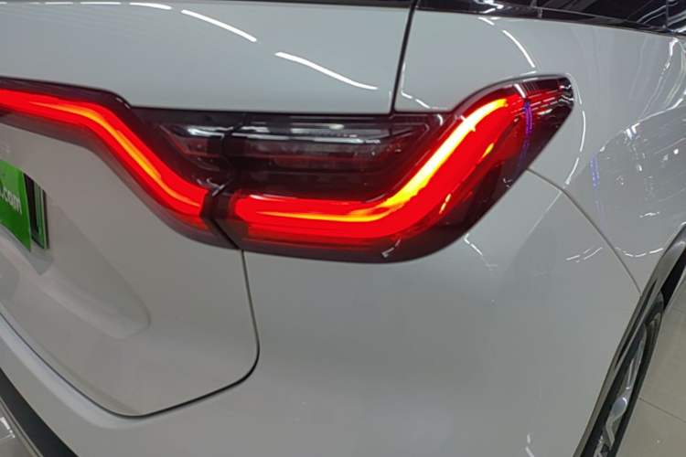 Used Nio ES6 2022 75 kWh Sport Edition Right Rear Taillight
