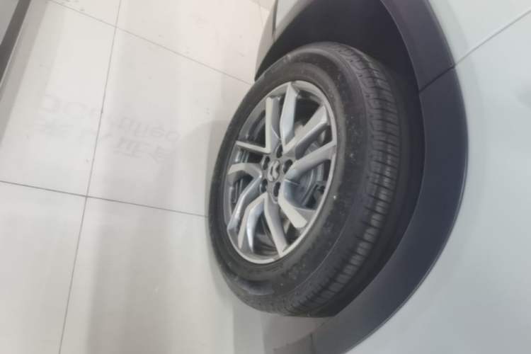 Used Nio ES6 2022 75 kWh Performance Version Right Rear Wheel Hub