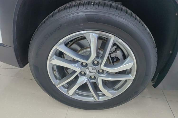 Used Nio ES6 2022 75 kWh Sport Edition Right Rear Wheel Hub
