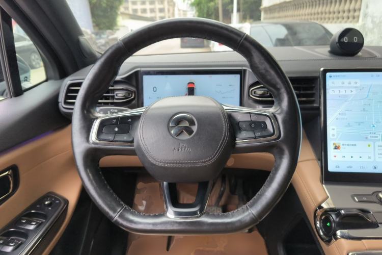 Used Nio ES6 2022 100kWh Signature Edition Steering Wheel