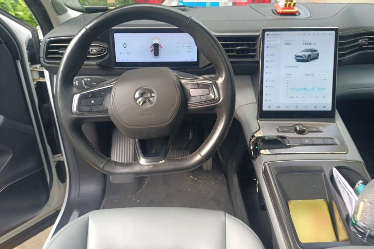 Used Nio ES6 2022 75 kWh Sport Edition Steering Wheel