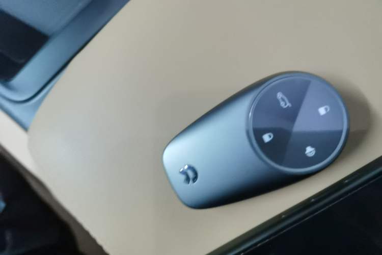 Used Nio ES6 2022 75 kWh Sport Edition Vehicle Key
