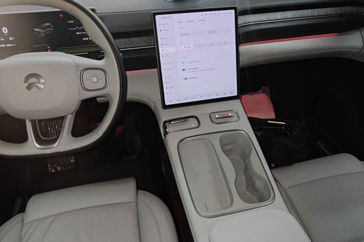 Used Nio ES6 2023 75 kWh Audio And AC Panel