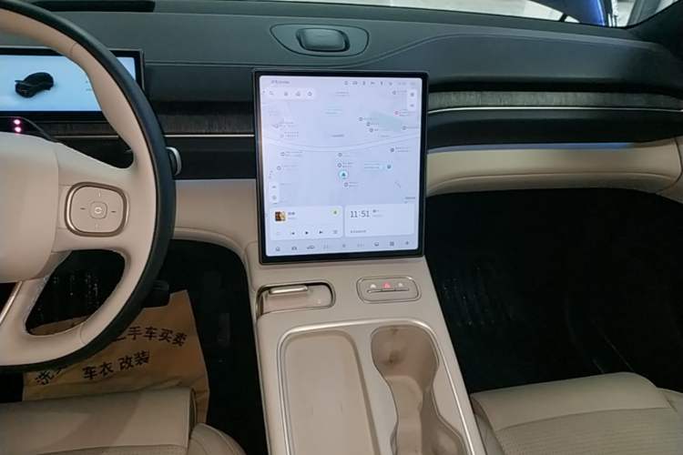Used Nio ES6 2023 75 kWh Audio And AC Panel