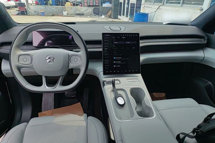 Used Nio ES6 2023 100kWh Center Console