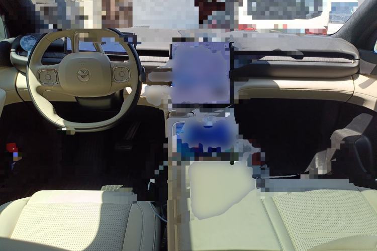 Used Nio ES6 2023 75 kWh Center Console