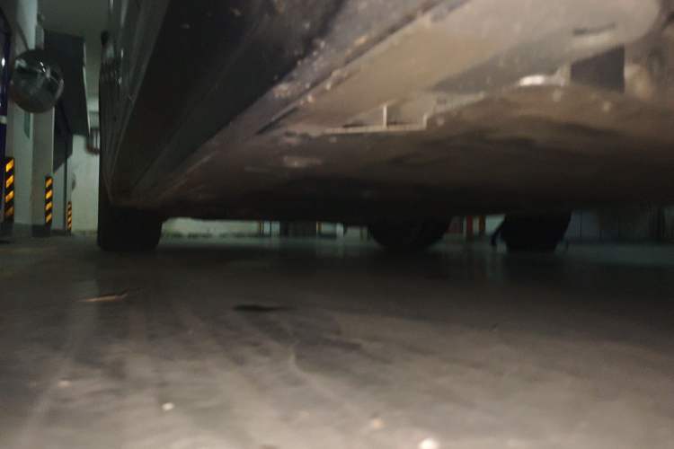 Used Nio ES6 2023 75 kWh Chassis Rear Left