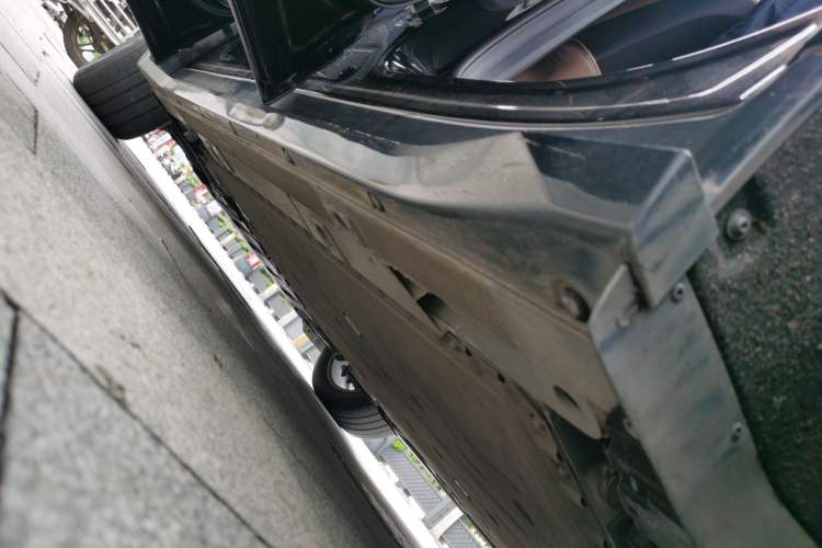 Used Nio ES6 2023 75 kWh Chassis Rear Left