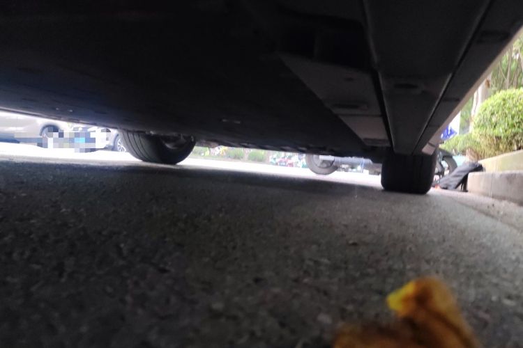 Used Nio ES6 2023 75 kWh Chassis Rear Right