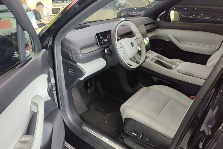 Used Nio ES6 2023 75 kWh Driver Seat