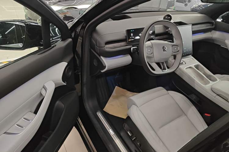 Used Nio ES6 2023 75 kWh Driver Seat