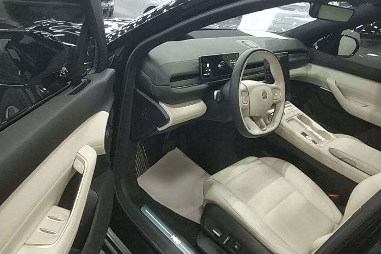 Used Nio ES6 2023 75 kWh Driver Seat